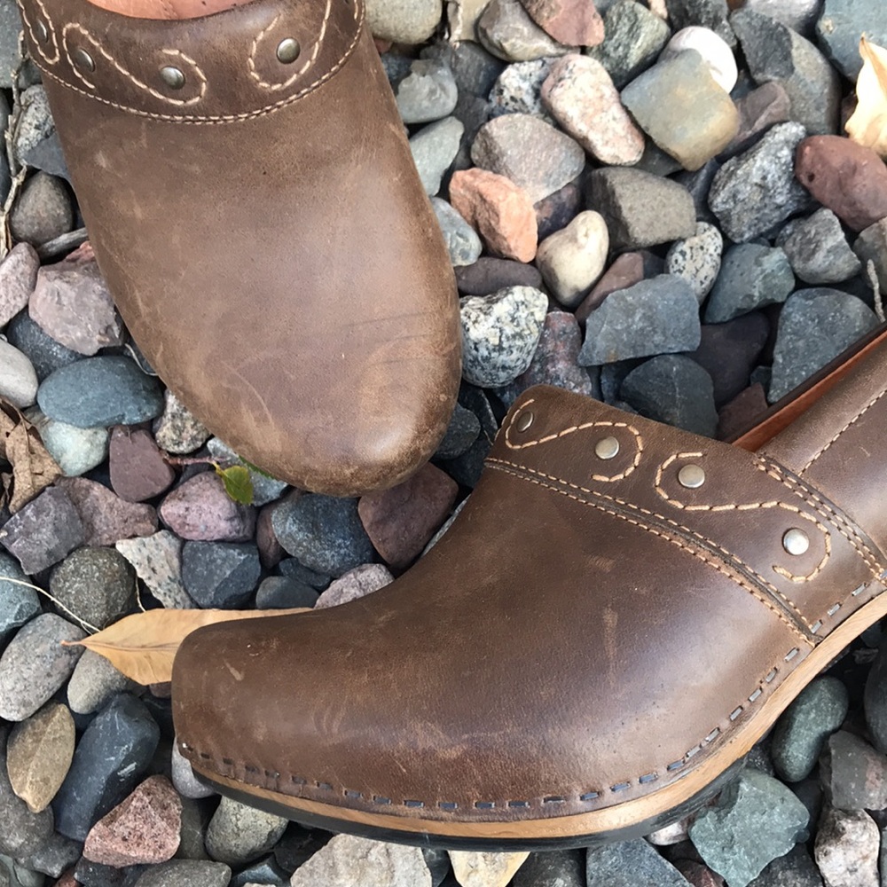 💙Dansko Rikki Brown Leather Clogs - Picture 7 of 11